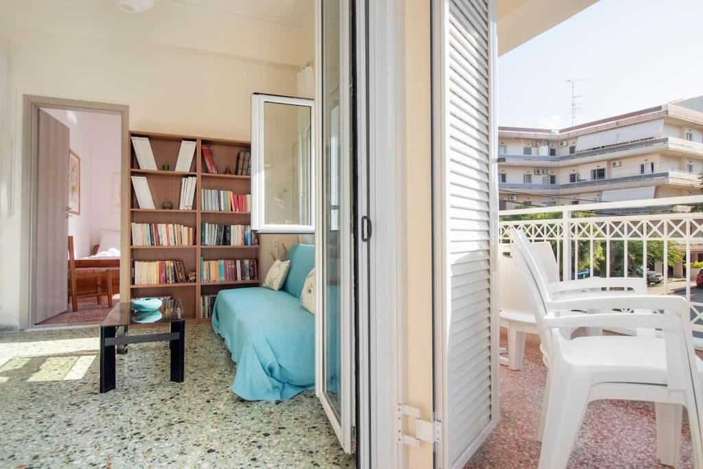 Vintage Charm Apt Near Centre Heraklion  Bagian luar foto